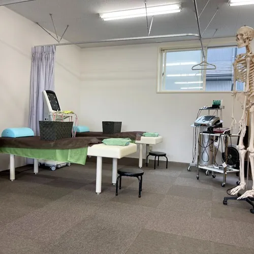 清潔感のある施術ルーム